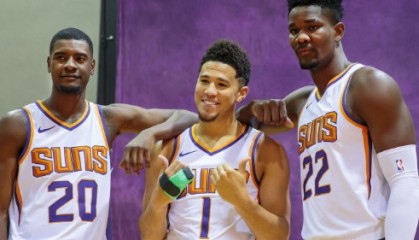  艾顿22+15太阳主场零封灰熊  