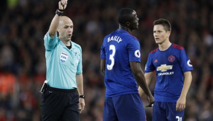  朗斯门将神扑零封强敌 获评本轮最佳球员  